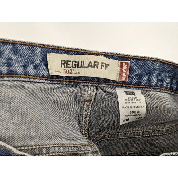 Levi's 505 Regular Fit Denim Jeans Cotton Light Wash Mens W36 L32 MEAS 33 X 26.5 - Picture 3 of 10